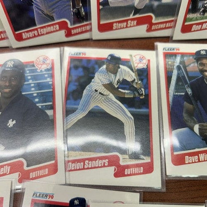 Cheap Sneaks Footwear/Sports Cards Baseball Card NY Yankees 1990 Fleer Baseball Team Set 23 Cards Mattingly, Deion Sand
