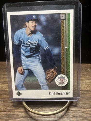 Cheap Sneaks Footwear/Sports Cards Baseball Card Orel Hershiser Los Angeles Dodgers 1989 Upper DeckBaseball Card #665 -