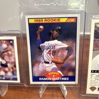 Cheap Sneaks Footwear/Sports Cards Baseball Card Pedro Martinez(RC) 92 Upper Deck #324, Ramon Martinez(RC) 89 Score #63
