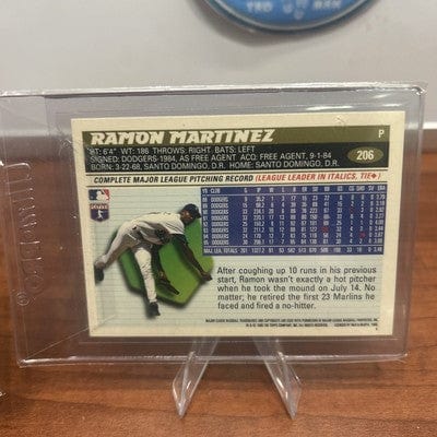 Cheap Sneaks Footwear/Sports Cards Baseball Card Ramon Martinez 1990 Topps Baseball Card #62 Los Angles Dodgers +97 Top