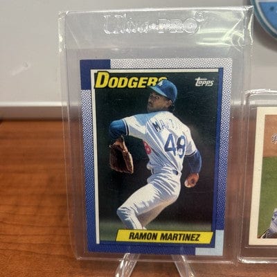 Cheap Sneaks Footwear/Sports Cards Baseball Card Ramon Martinez 1990 Topps Baseball Card #62 Los Angles Dodgers +97 Top