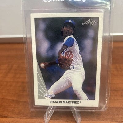 Cheap Sneaks Footwear/Sports Cards Baseball Card Ramon Martinez rookie 1990 Leaf #147 - Los Angeles Dodgers