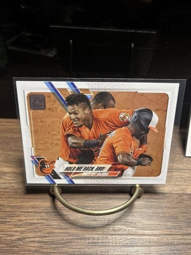 Cheap Sneaks Footwear/Sports Cards Baseball Card Rio Ruiz Orioles Topps series 2 #369 +578 Hold Be Back