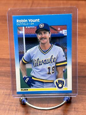 Cheap Sneaks Footwear/Sports Cards Baseball Card Robin Yount 1987 Fleer Baseball Card #361 Milwaukee Brewers