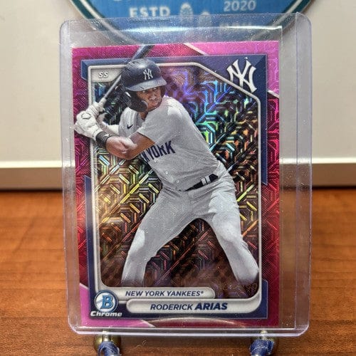 Cheap Sneaks Footwear/Sports Cards Baseball Card Roderick Arias 2024 Bowman Chrome Pink Mojo Refractor BCP-100  141/199