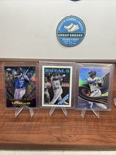 Cheap Sneaks Footwear/Sports Cards Baseball Card Salvador Perez Royals 2023 Topps Chrome TColor/24 Chrome Strokes/35th