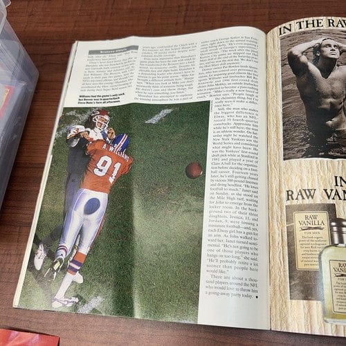 Cheap Sneaks Footwear/Sports Cards Baseball Card Sports Illustrated Nov. 4 1996 Mag.“A Fall Classic” NY Yankees Gir