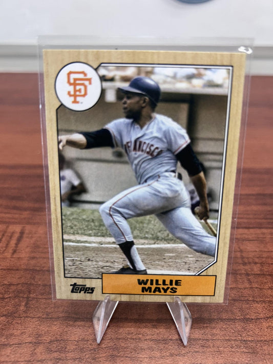 Cheap Sneaks Footwear/Sports Cards Baseball Card Willie Mays 2022 Topps Archives #282 San Francisco Giants