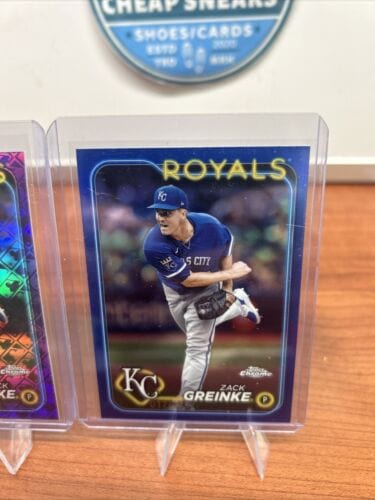 Cheap Sneaks Footwear/Sports Cards Baseball Card Zack Greinke 2024 Topps Chrome Purple Logofractor /250, Blue Refractor
