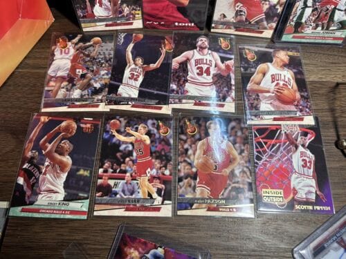 Cheap Sneaks Footwear/Sports Cards Basketball Card Chicago Bulls Lot (14) NBA Michael Jordan , Scottie Pippen, Kerr,Kukoc