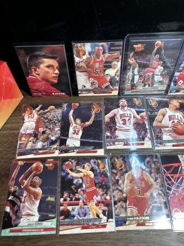 Cheap Sneaks Footwear/Sports Cards Basketball Card Chicago Bulls Lot (14) NBA Michael Jordan , Scottie Pippen, Kerr,Kukoc