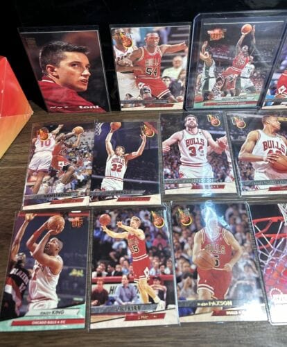 Cheap Sneaks Footwear/Sports Cards Basketball Card Chicago Bulls Lot (14) NBA Michael Jordan , Scottie Pippen, Kerr,Kukoc