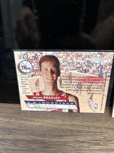 Cheap Sneaks Footwear/Sports Cards Basketball Card Shawn Bradley Rookie Lot(2) 1994 Fleer Ultra Philadelphia 76ers