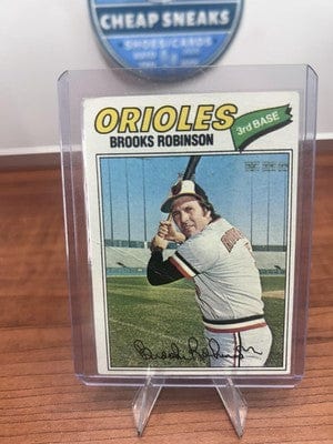 Cheap Sneaks Footwear/Sports Cards Brooks Robinson 1977 Topps #285 Baltimore Orioles