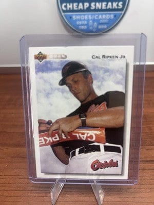 Cheap Sneaks Footwear/Sports Cards Cal Ripken Jr. 1992 Upper Deck #165 Baltimore Orioles