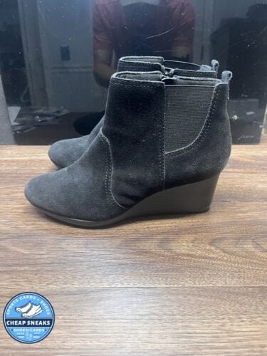Cheap Sneaks Footwear/Sports Cards Clarks Women’s Size 7.5 Leather  Boots