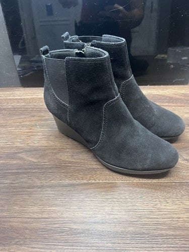 Cheap Sneaks Footwear/Sports Cards Clarks Women’s Size 7.5 Leather  Boots