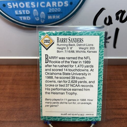 Cheap Sneaks Footwear/Sports Cards Football Card 1990 Sports Illustrated for Kids BARRY SANDERS #202 Detroit Lions  (1)