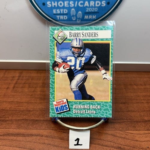 Cheap Sneaks Footwear/Sports Cards Football Card 1990 Sports Illustrated for Kids BARRY SANDERS #202 Detroit Lions  (1)