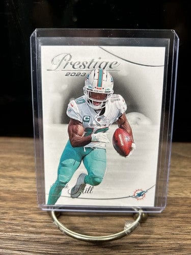 Cheap Sneaks Footwear/Sports Cards Football Card 2023 Panini Prestige Tyreek Hill #186 FOOTBALL Miami Dolphins