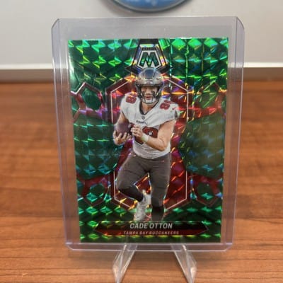 Cheap Sneaks Footwear/Sports Cards Football Card 2024 Panini Mosaic #208 Cade Otton Mosaic Green
