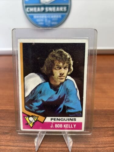 Cheap Sneaks Footwear/Sports Cards Hockey Card 1974-75 Topps Hockey Card # 143 J. Bob Kelly RC - Pittsburgh Penguins