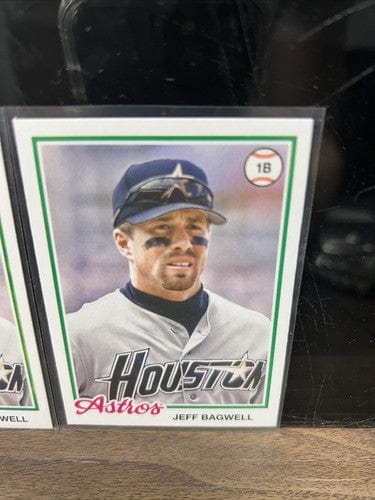 Cheap Sneaks Footwear/Sports Cards Jeff Bagwell Houston Astros Lot (2) 2022 Topps Archives Baseball Card
