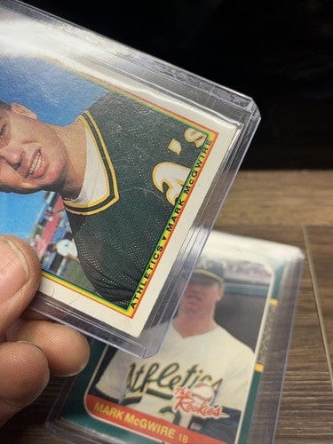 Cheap Sneaks Footwear/Sports Cards Mark McGwire 3 Card Lot With 87 The Rookies Rookie Card Oakland Athlet