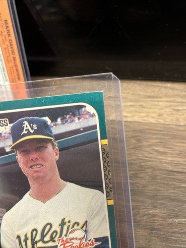Cheap Sneaks Footwear/Sports Cards Mark McGwire 3 Card Lot With 87 The Rookies Rookie Card Oakland Athlet