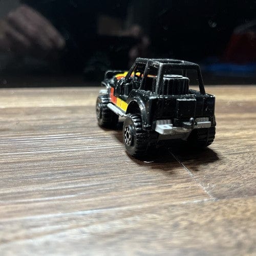 Cheap Sneaks Footwear/Sports Cards Matchbox Car 1983 Vintage Matchbox *JEEP 4X4* (Made in Macau)