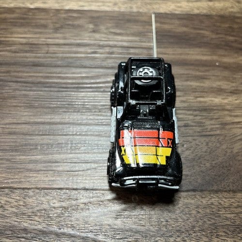 Cheap Sneaks Footwear/Sports Cards Matchbox Car 1983 Vintage Matchbox *JEEP 4X4* (Made in Macau)