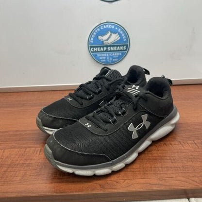 Cheap Sneaks Footwear/Sports Cards Running Shoe Under Armor Assert  Boys/Mens Size 6Y Black/Gray/Silver