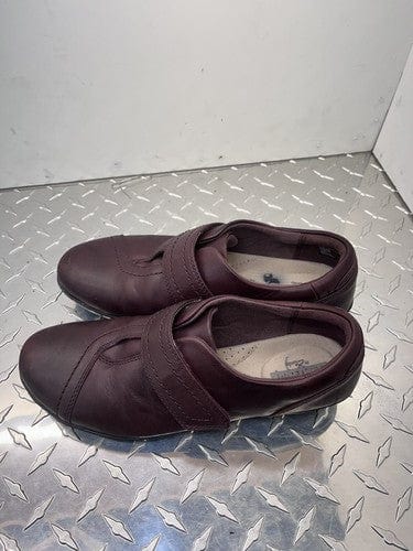 Cheap Sneaks Footwear/Sports Cards Shoes Women Clark’s Collection Hook And Loop Women’s Size 6.5 Burgundy Leather
