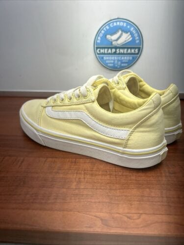 Cheap Sneaks Footwear/Sports Cards Skateboarding Shoes Vans Old School Yellow Women’s Size 6.5 (Nice) 500714