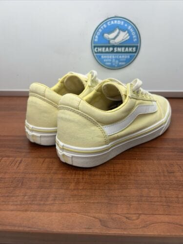 Cheap Sneaks Footwear/Sports Cards Skateboarding Shoes Vans Old School Yellow Women’s Size 6.5 (Nice) 500714