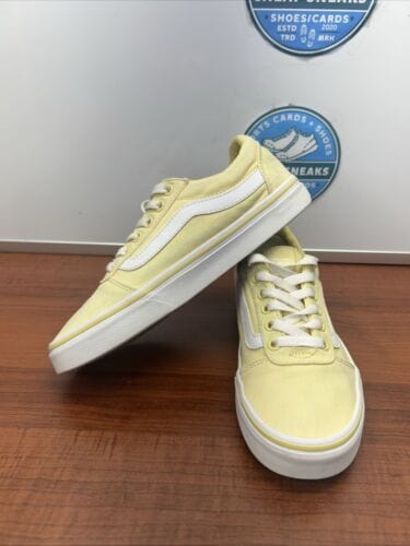 Cheap Sneaks Footwear/Sports Cards Skateboarding Shoes Vans Old School Yellow Women’s Size 6.5 (Nice) 500714