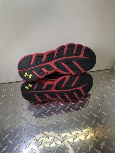 Cheap Sneaks Footwear/Sports Cards Under Armour Strom Size 7Y Boys Running Shoe Red/Blk/yellow