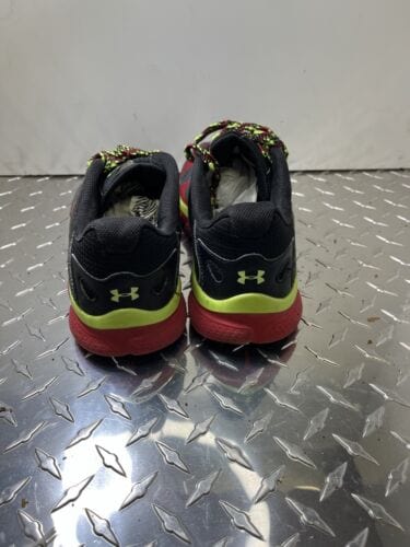 Cheap Sneaks Footwear/Sports Cards Under Armour Strom Size 7Y Boys Running Shoe Red/Blk/yellow