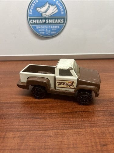 Cheap Sneaks Footwear/Sports Cards Vintage Tonka Truck 4x4 Metal And Plastic 1979 -Made In USA