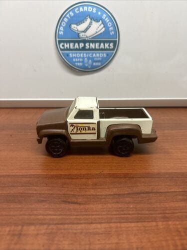 Cheap Sneaks Footwear/Sports Cards Vintage Tonka Truck 4x4 Metal And Plastic 1979 -Made In USA
