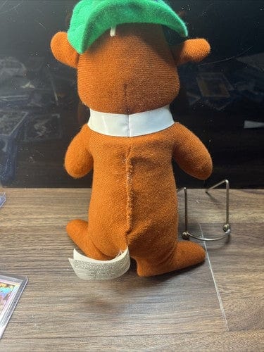 Cheap Sneaks Footwear/Sports Cards Vintage Yogi Bear 8' Plush Hanna Barbera Mighty Star 1980