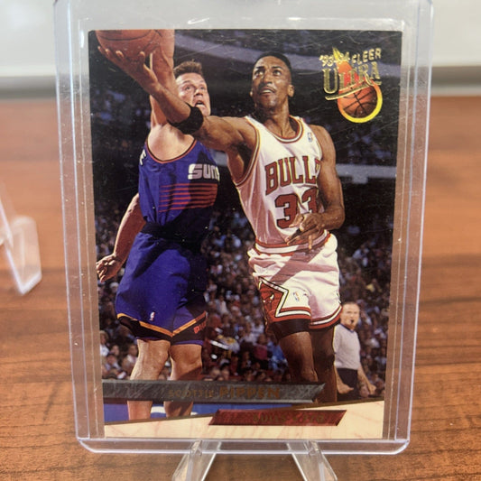 1993 - 1994 Fleer Ultra Scottie Pippen #34